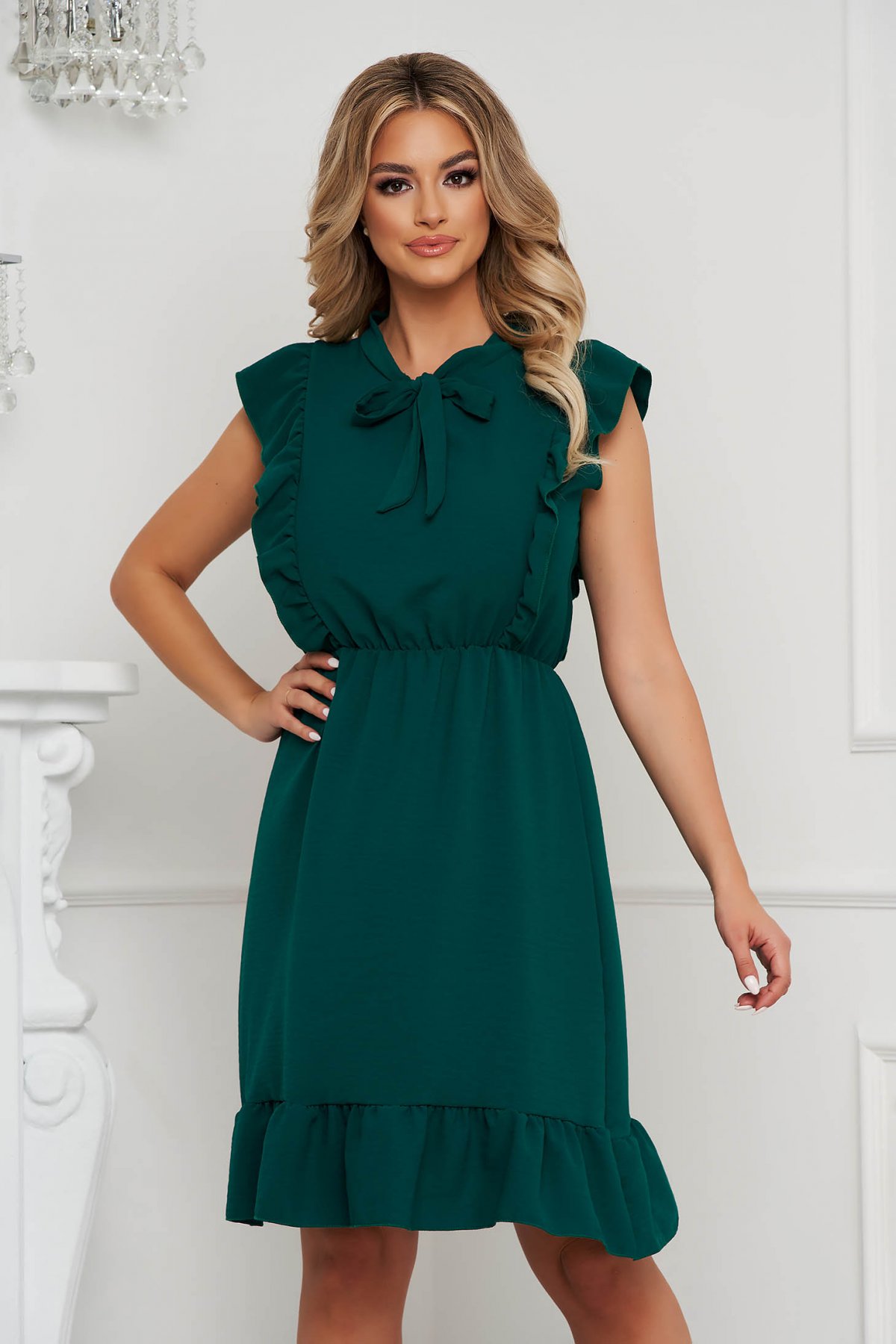 Rochie Lady Pandora verde-inchis scurta in clos cu elastic in talie din material vaporos cu volanase