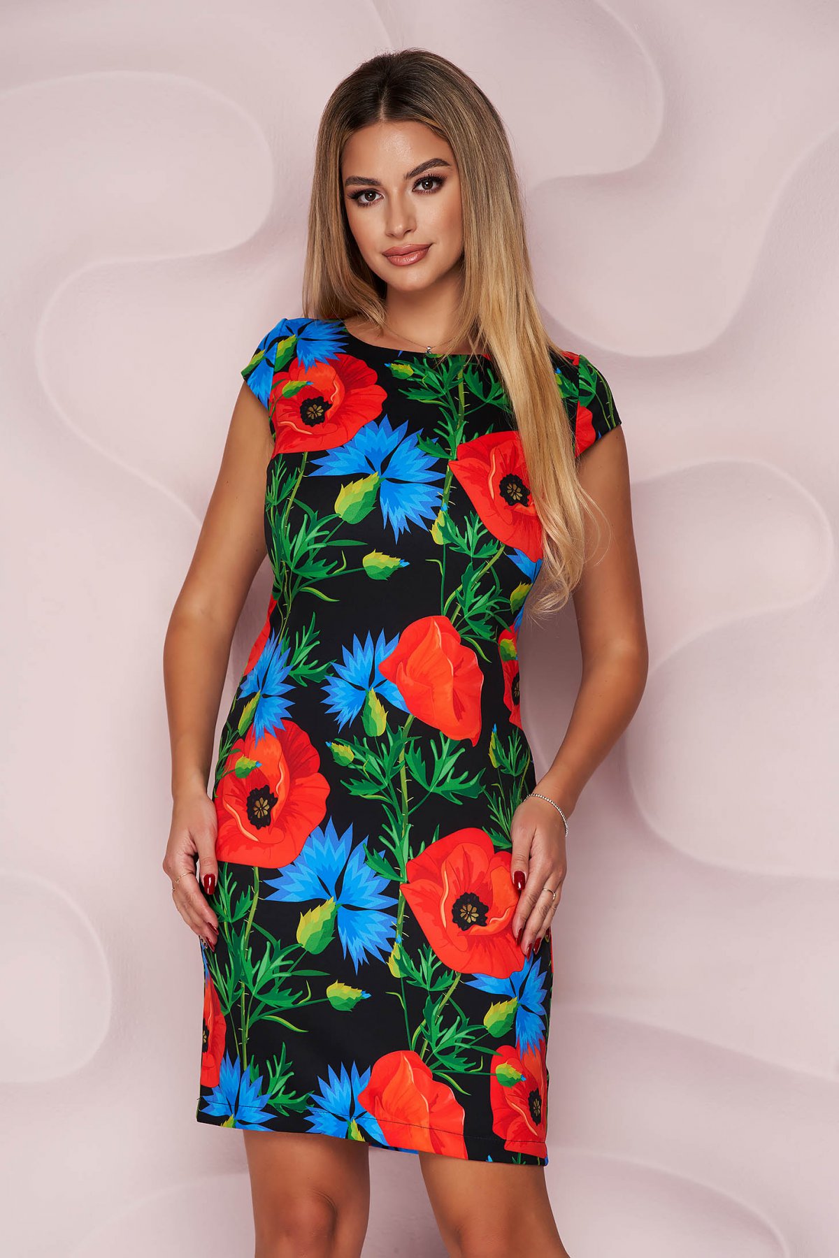 Rochie StarShinerS office scurta cu un croi drept din stofa neelastica cu imprimeu floral unic