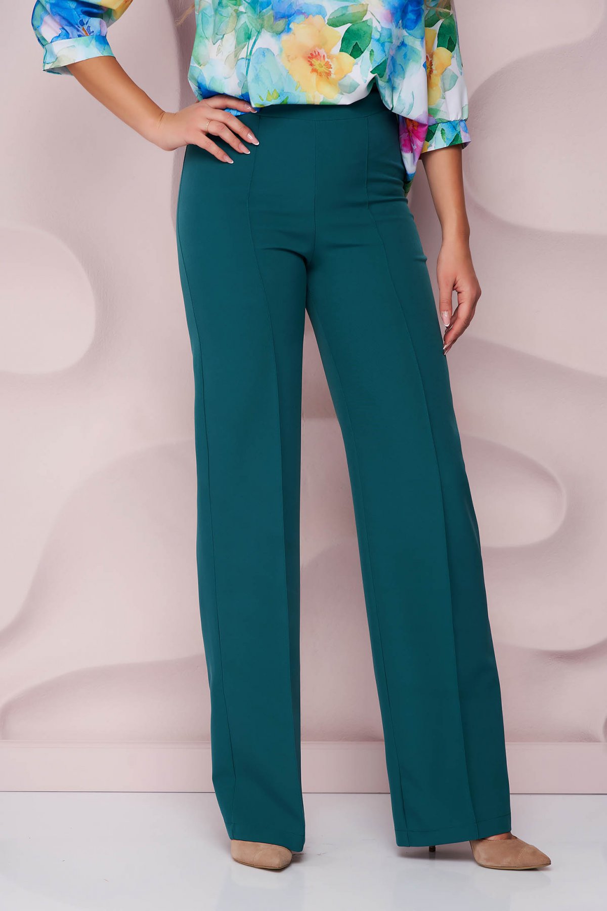 Pantaloni StarShinerS verzi eleganti cu talie inalta cu un croi evazat din stofa StarShinerS imagine megaplaza.ro