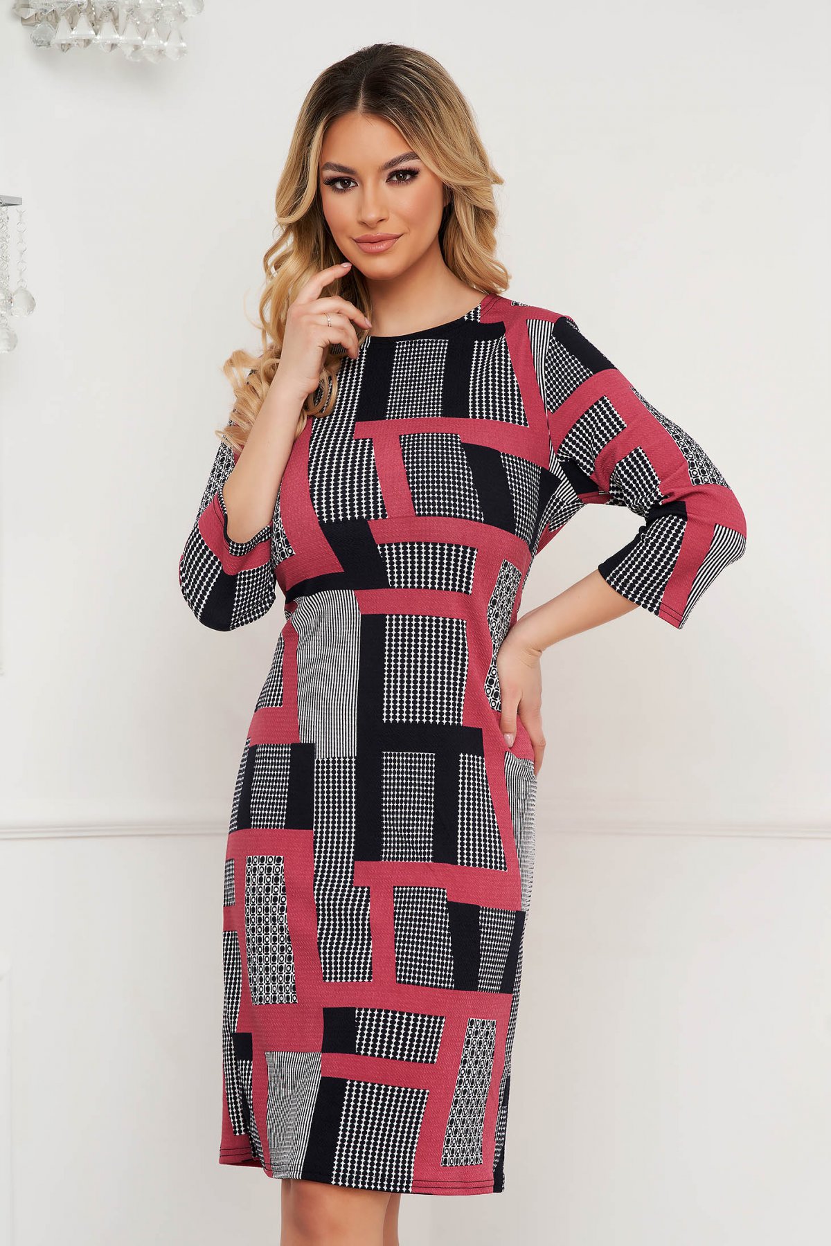 Rochie Lady Pandora midi office din material elastic cu imprimeuri grafice