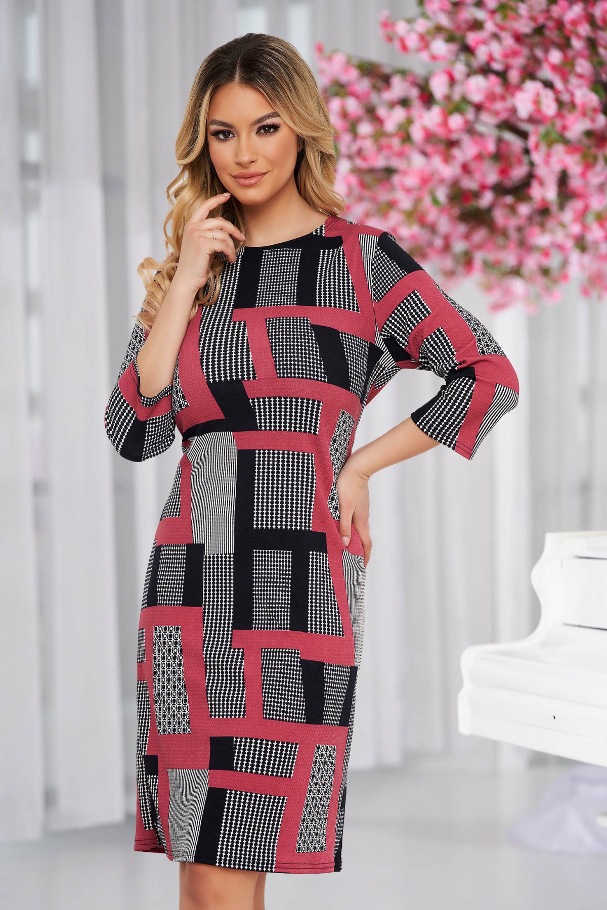 Rochie Lady Pandora midi office din material elastic cu imprimeuri grafice