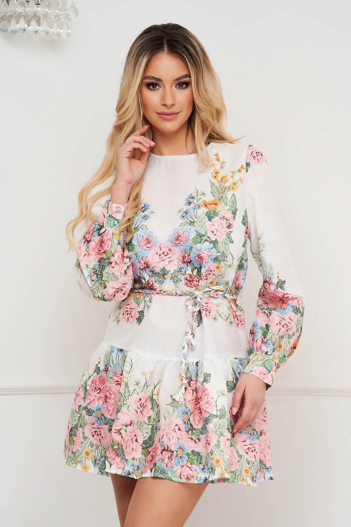 Rochie SunShine scurta cu croi in a din bumbac subtire cu imprimeu floral