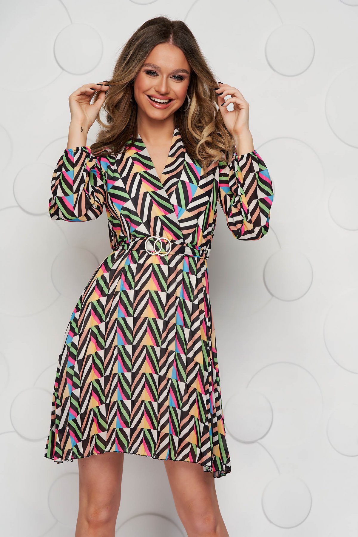 Rochie SunShine scurta in clos cu elastic in talie din voal cu imprimeuri grafice