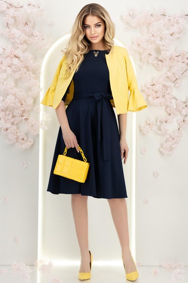 Ținută damă - rochie, sacou