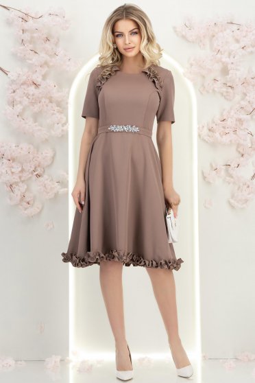 Ținută damă - rochie, accesorii