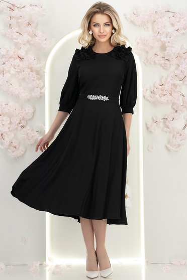 Ținută damă - accesorii, rochie