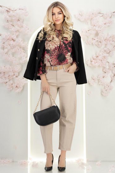 Ținută damă - blugi, sacou, bluza