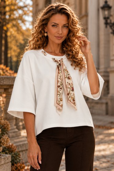 Ținută damă - bluza, blugi